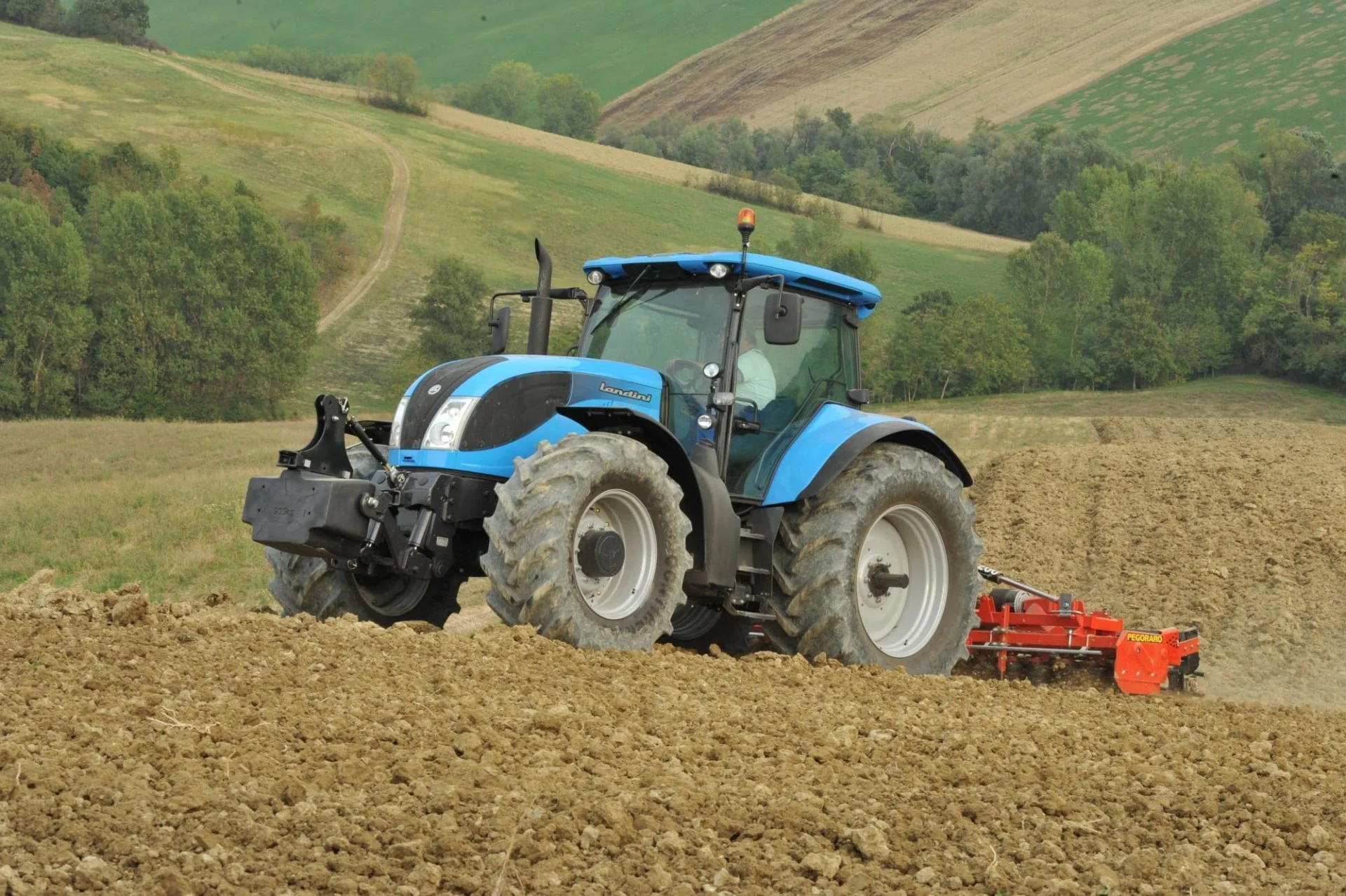 Landpower 135 característica